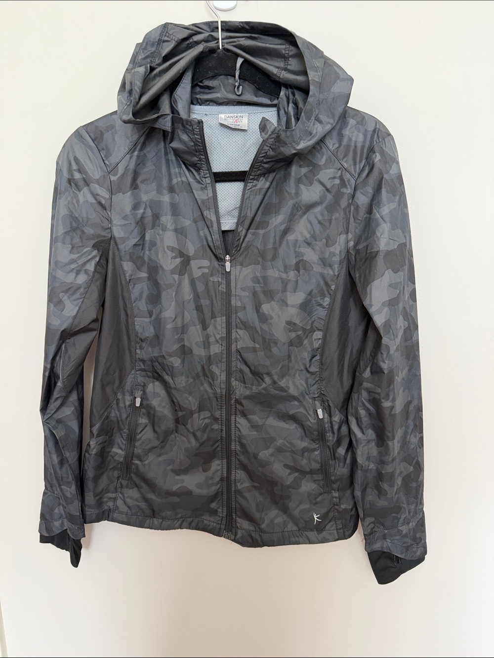 Danskin Gray Camo Lightweight Hooded Jacket - small 4-6